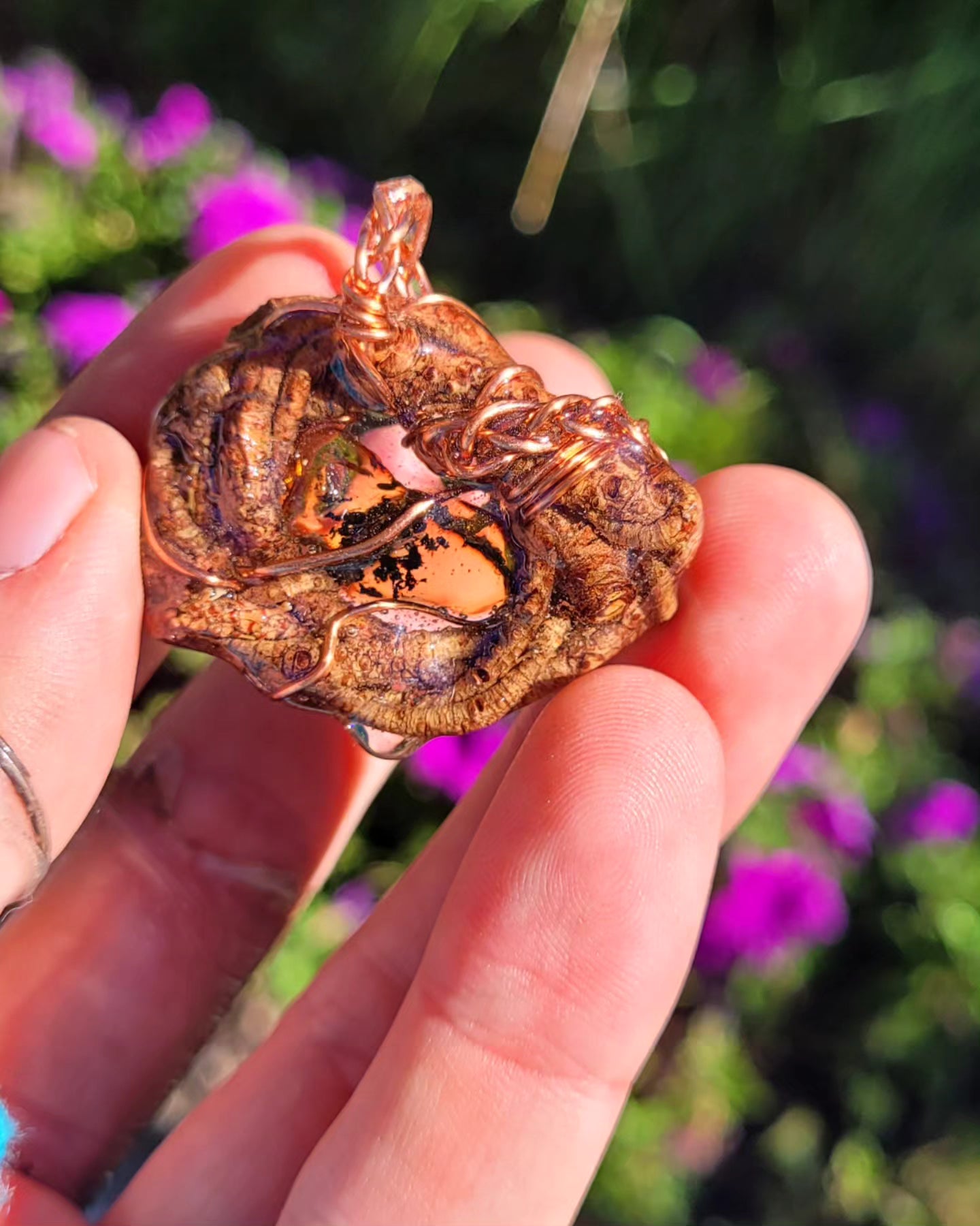Double Sided Amber in Pine