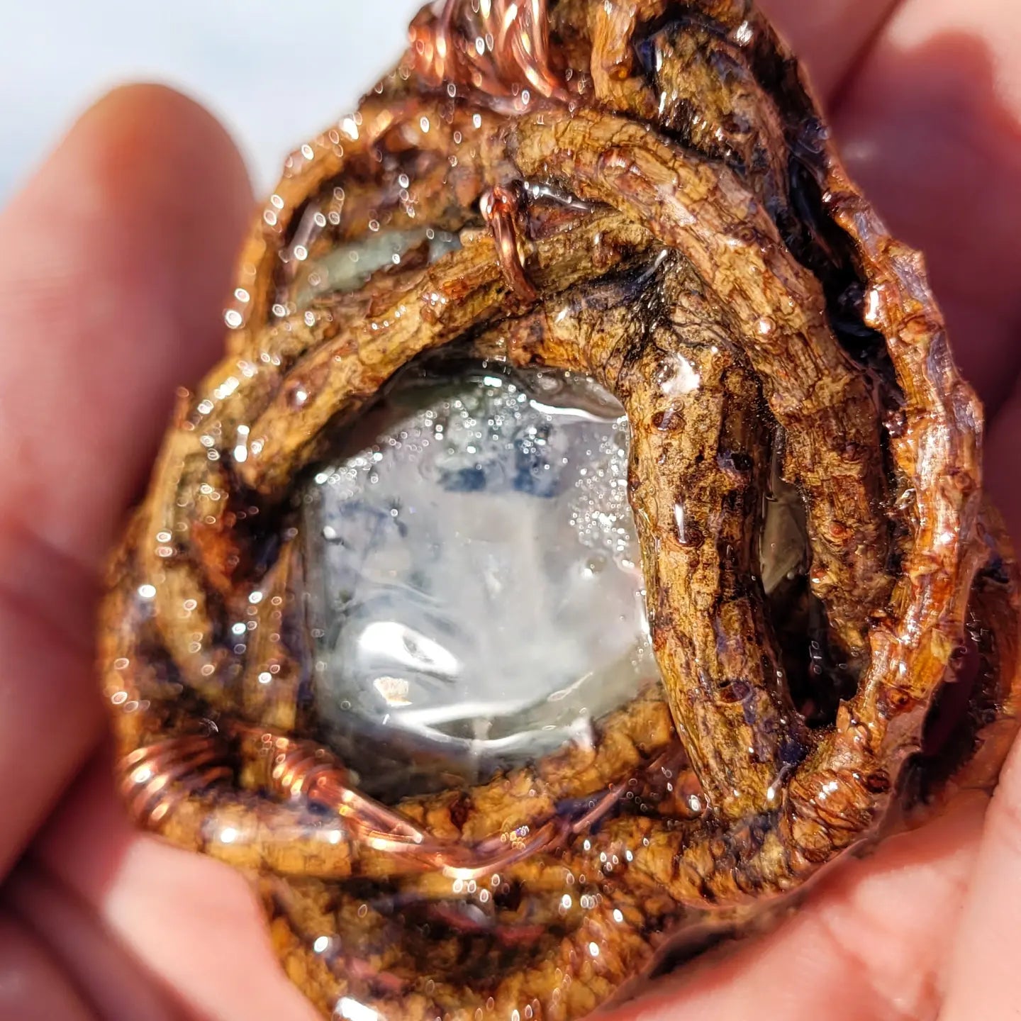 Prehnite with epidote in Pine