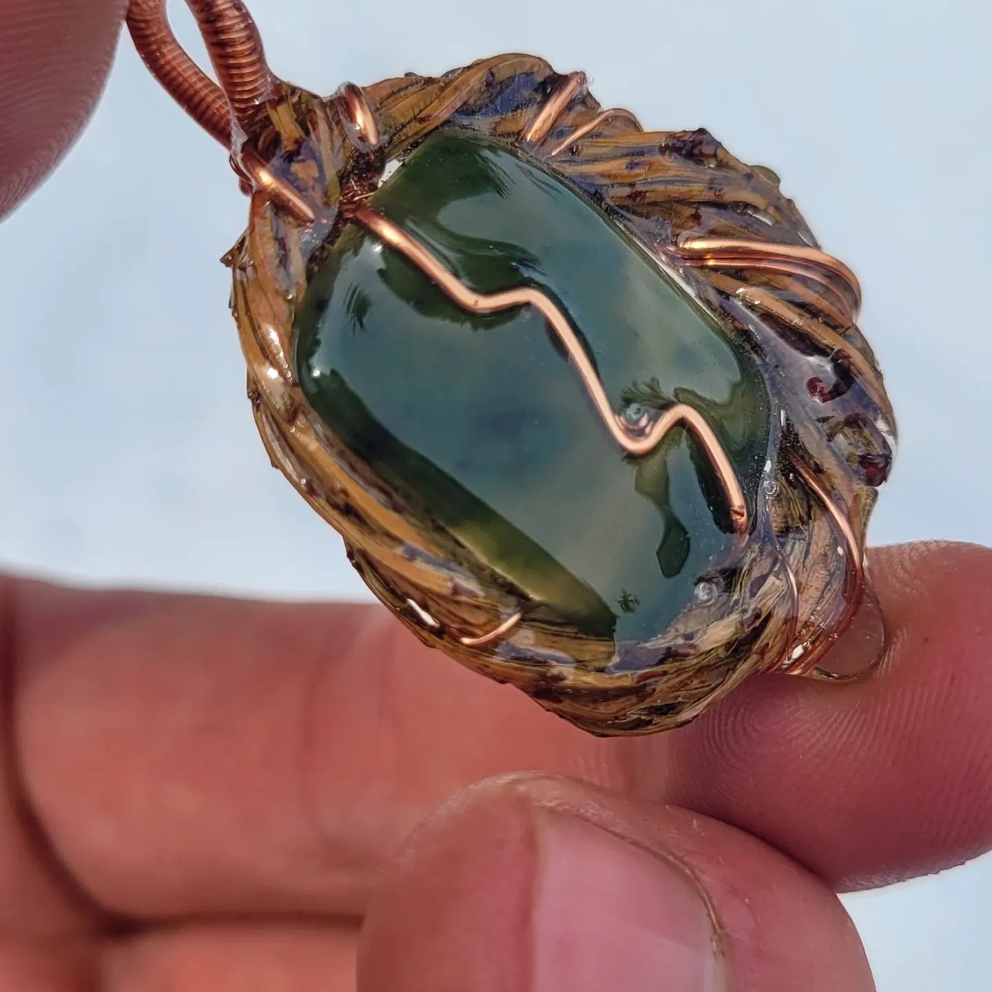 Double sided, Yew tree branch, Jade nest