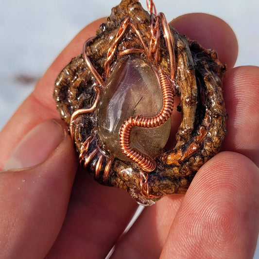 Double sided, Rutile quartz in Pine branch Spiritnest